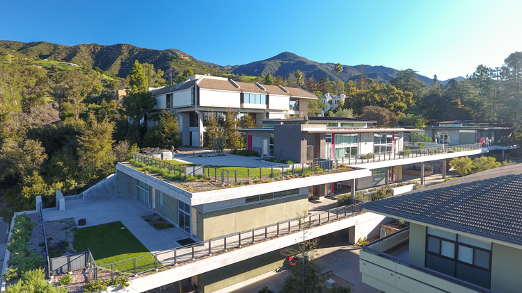 exterior view of voskuyl library from above