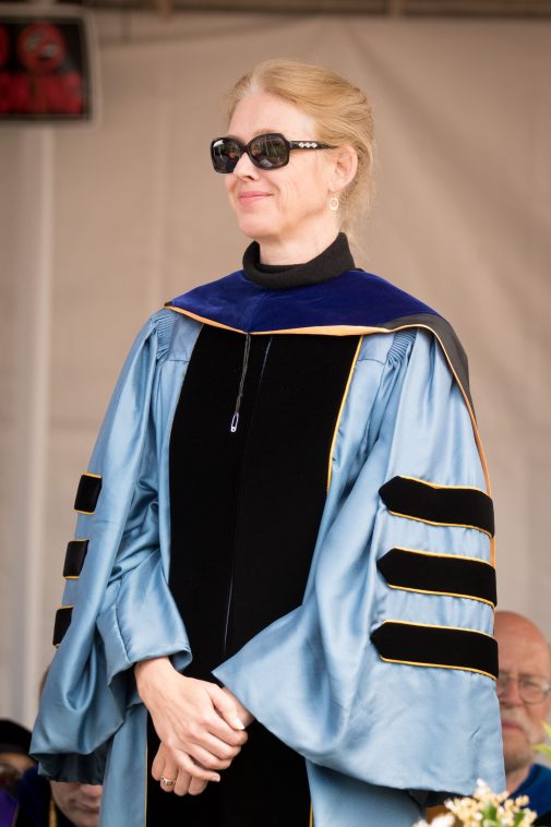 Dr. Lisa DeBoer